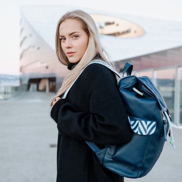 VisualTips — graphic design and digital content imagery